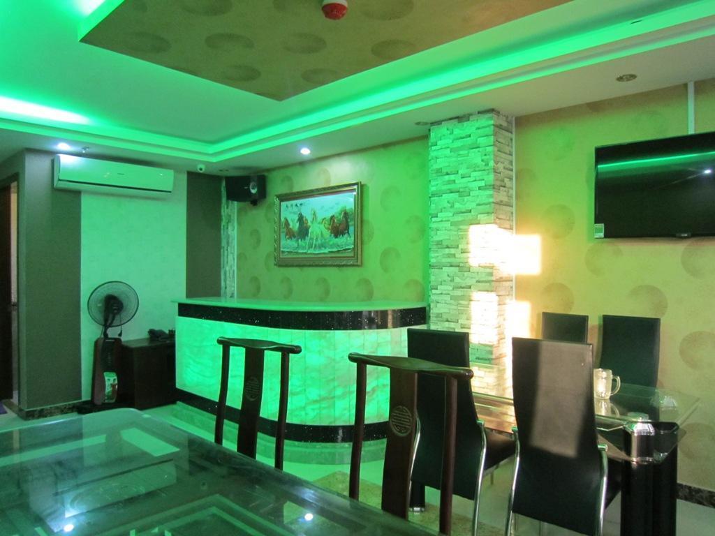 Hotel Sen Vang Ho Chi Minh-stad Buitenkant foto